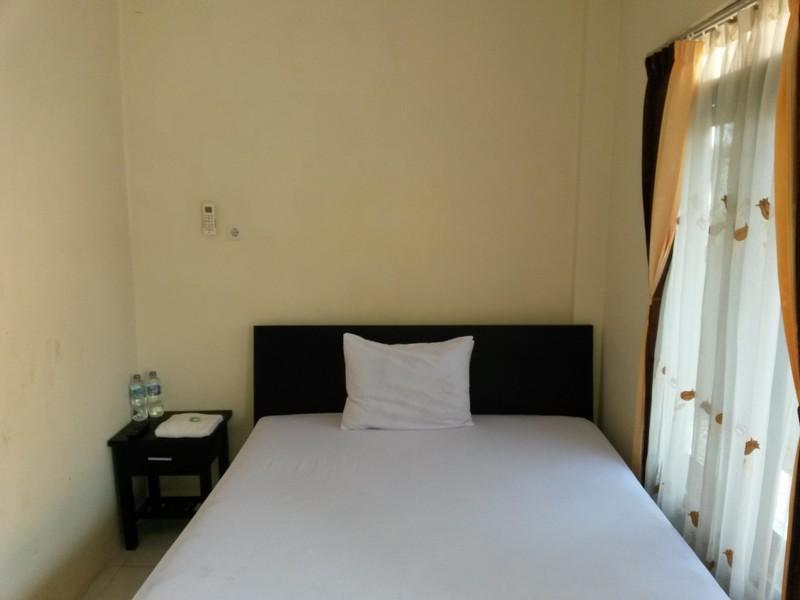 Hotel Dubai Sumenep Bagian luar foto